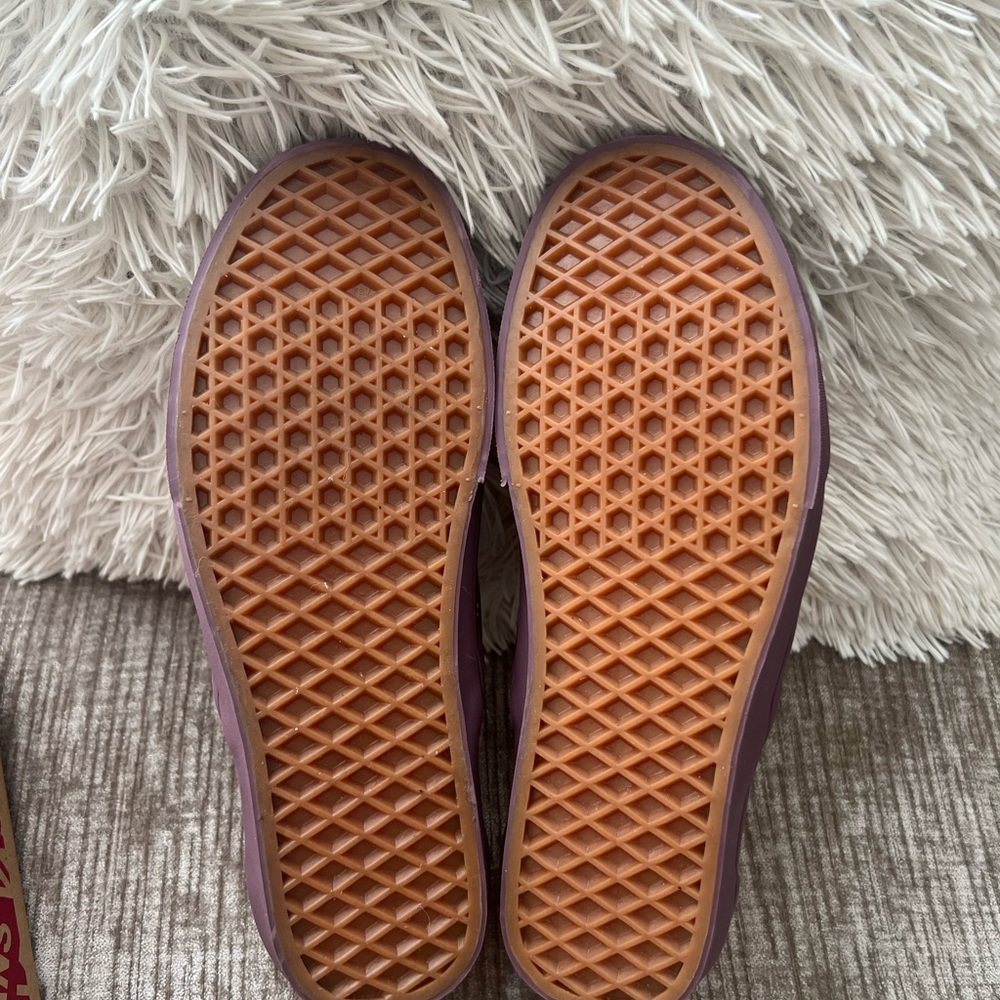 Vans Maroon Slip-On Sneakers - Picture 3 of 3